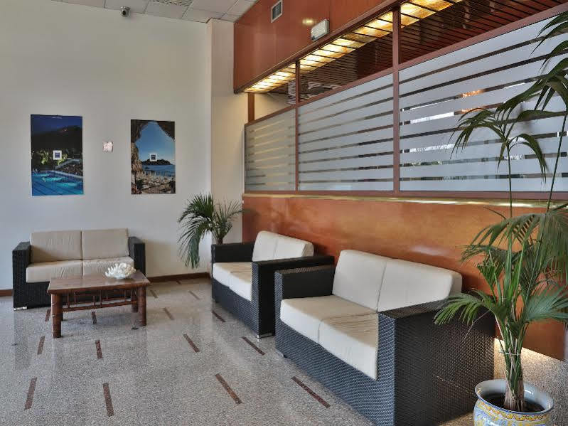 Unaway Hotel & Residence Quark Due Milano Ngoại thất bức ảnh